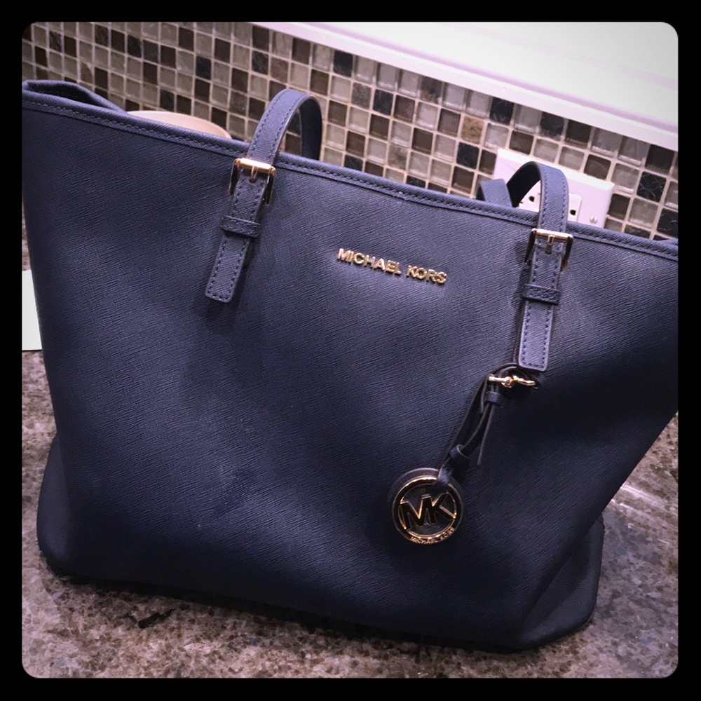 Jet set multi function tote